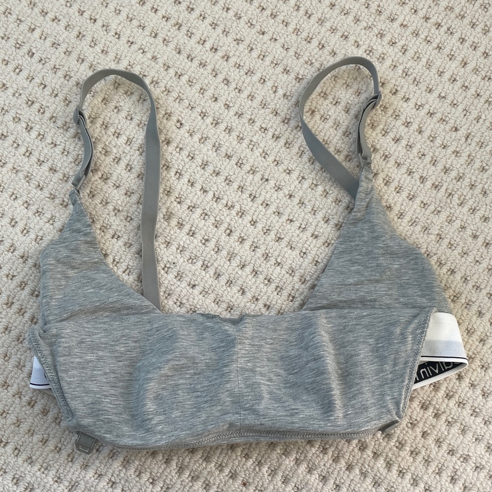 Calvin Klein Like New Gray Nursing Bralette - Picture 3 of 4